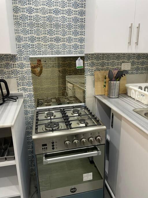Stylish 2 Bedroom In Rehab 1 Cairo